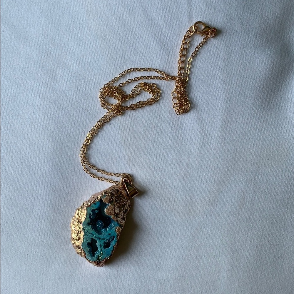 🌵3 for $10🌵 Crystal Necklace